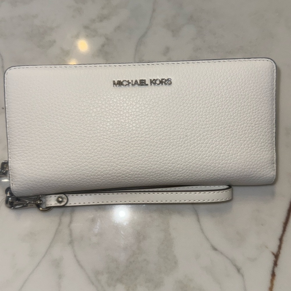 Michael Kors Large Continental Wallet/ Wristlet Optic White NWT$298